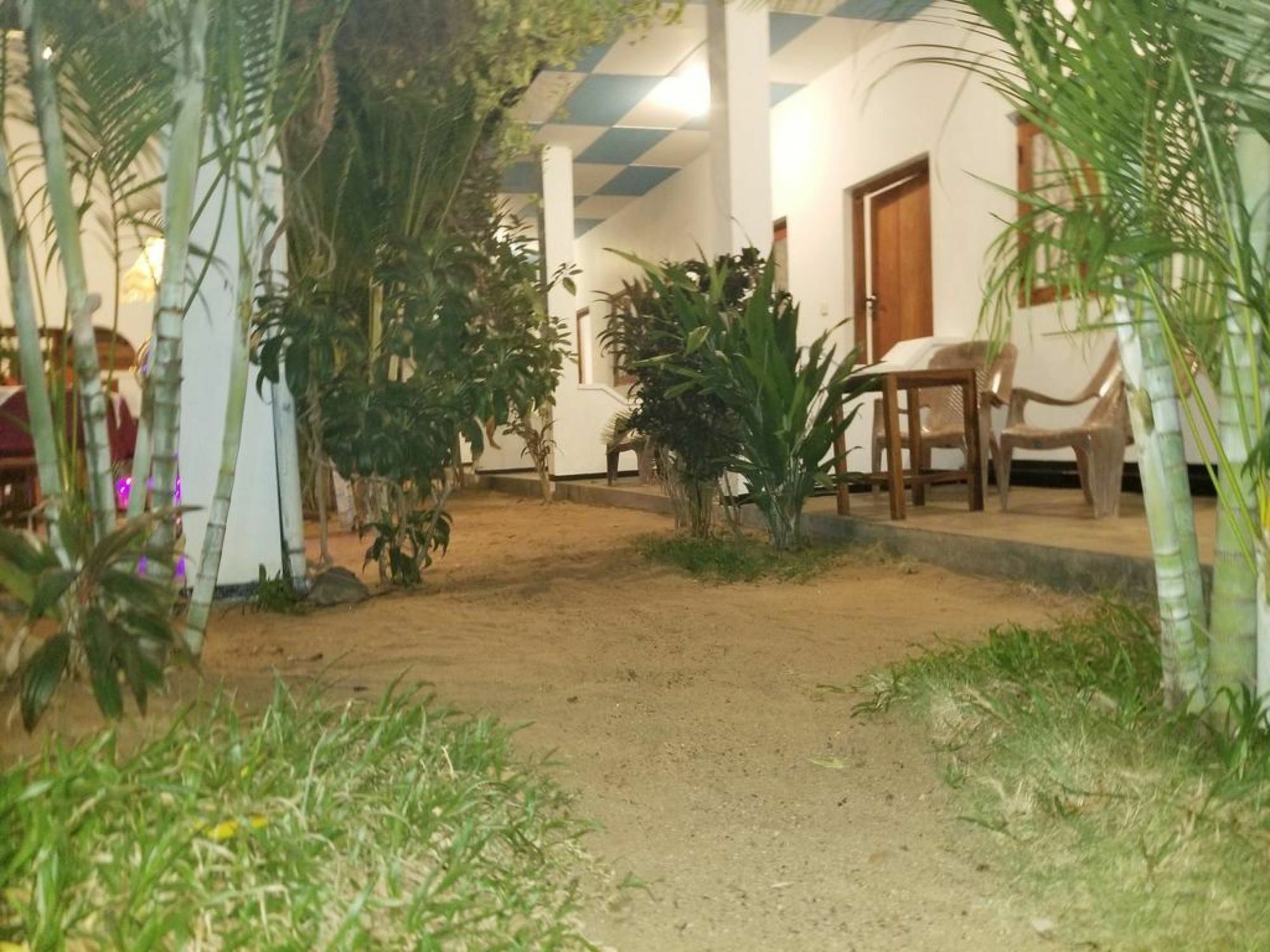 Utopia Arugambay Arugam Bay Exterior foto